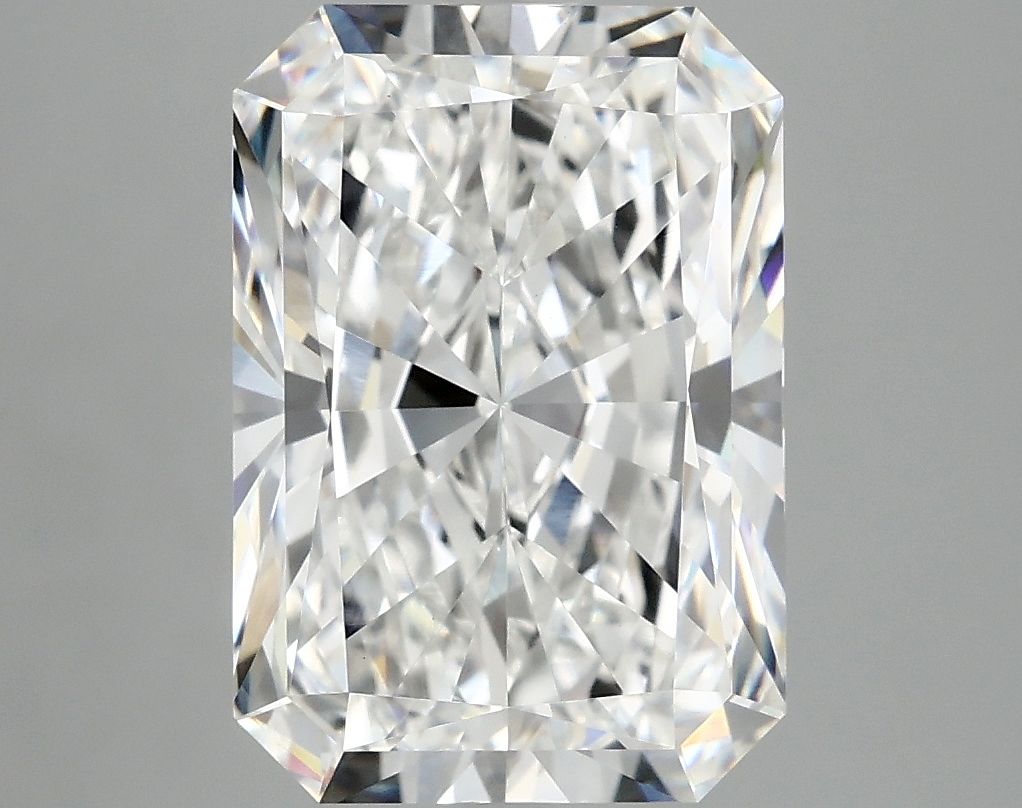 4.80 ct. radiant Lab Grown Diamond front image