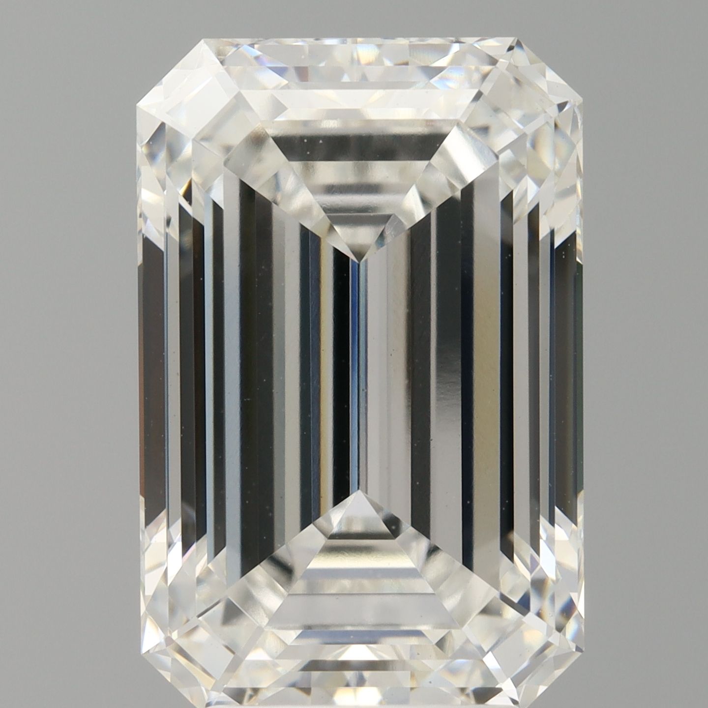 5.58 ct. emerald Lab Grown Diamond front image