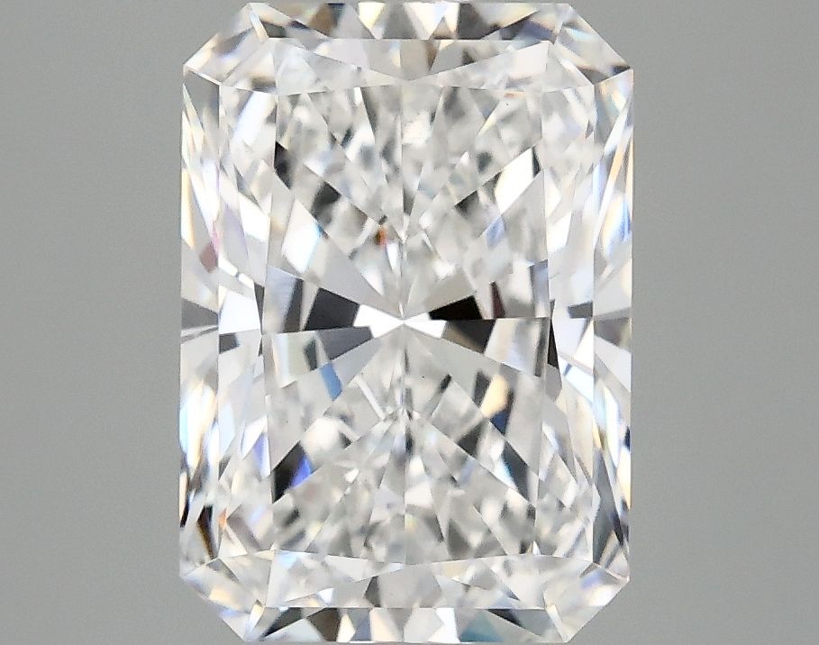 3.08 ct. radiant Lab Grown Diamond front image