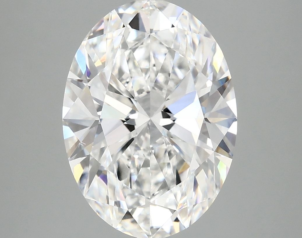 3.88 carat e VS1 EX Cut IGI oval diamond
