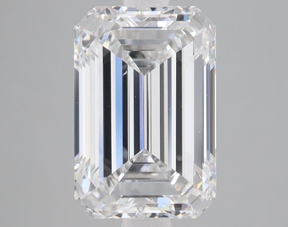 2.94 ct. emerald Lab Grown Diamond front image