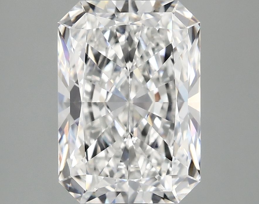 3.08 ct. radiant Lab Grown Diamond front image