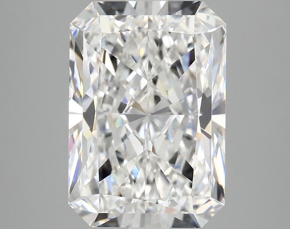 4.18 ct. radiant Lab Grown Diamond front image