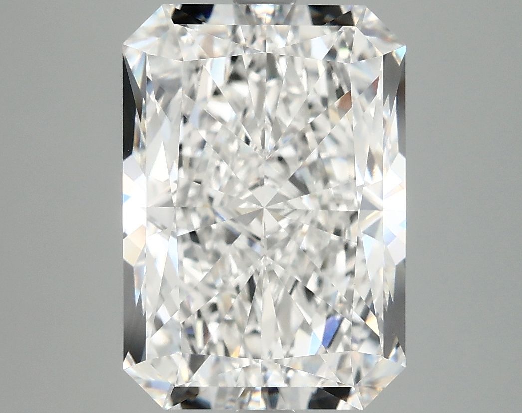 5.05 ct. radiant Lab Grown Diamond front image