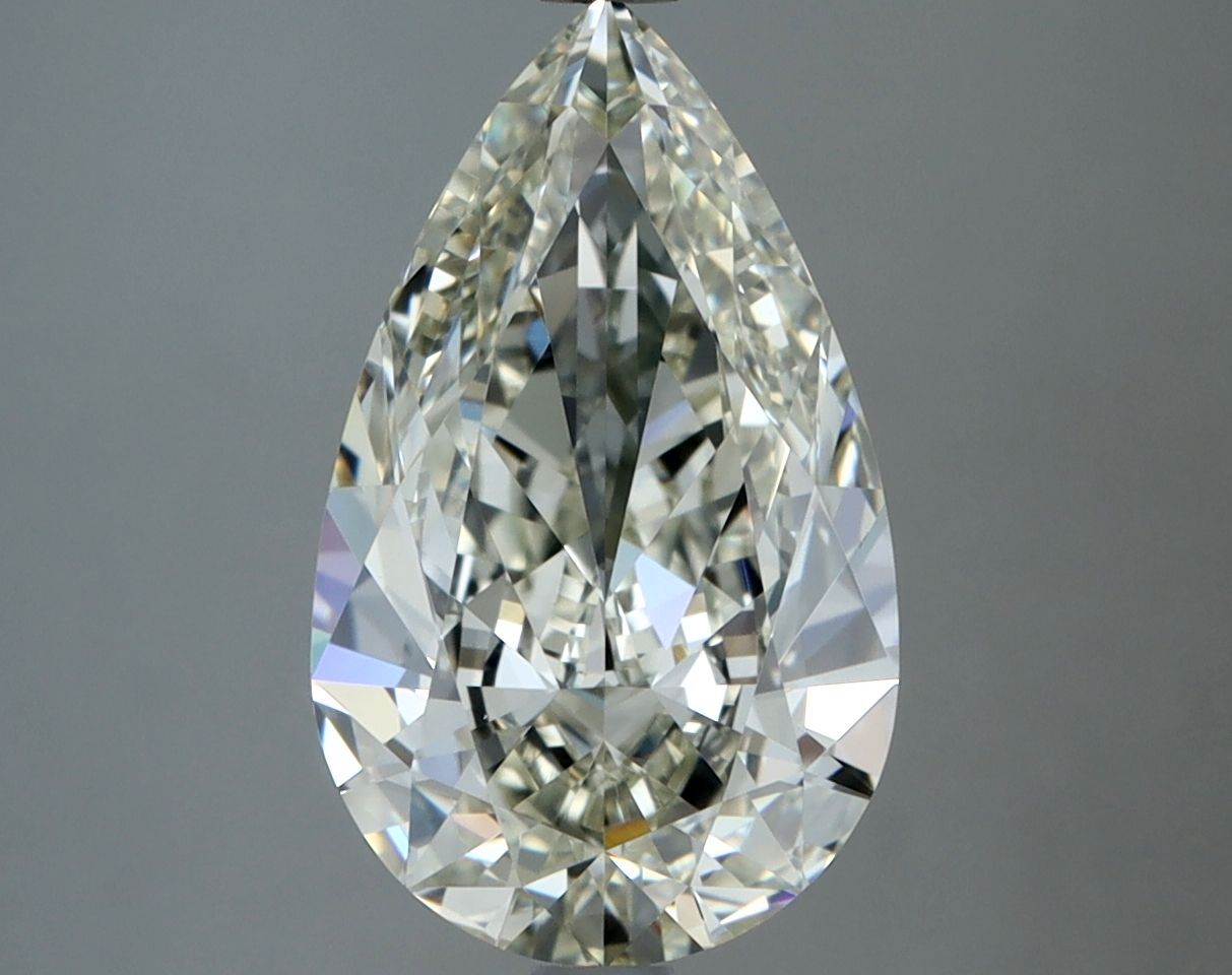 Pear Diamond