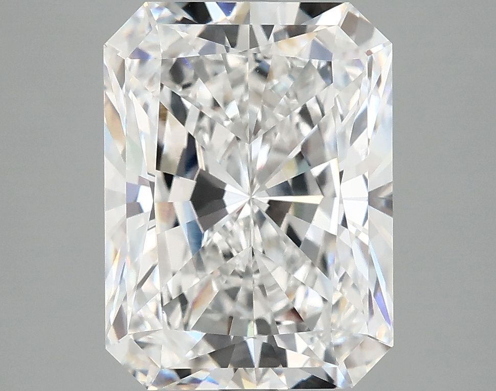 5.05 ct. radiant Lab Grown Diamond front image