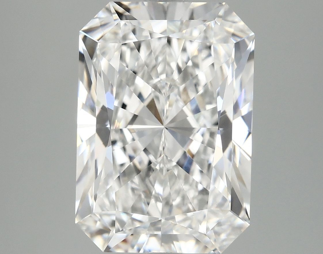 3.83 ct. radiant Lab Grown Diamond front image