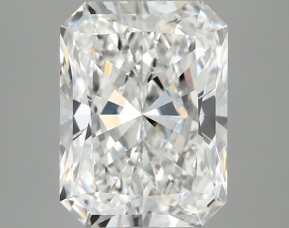 4.46 ct. radiant Lab Grown Diamond front image