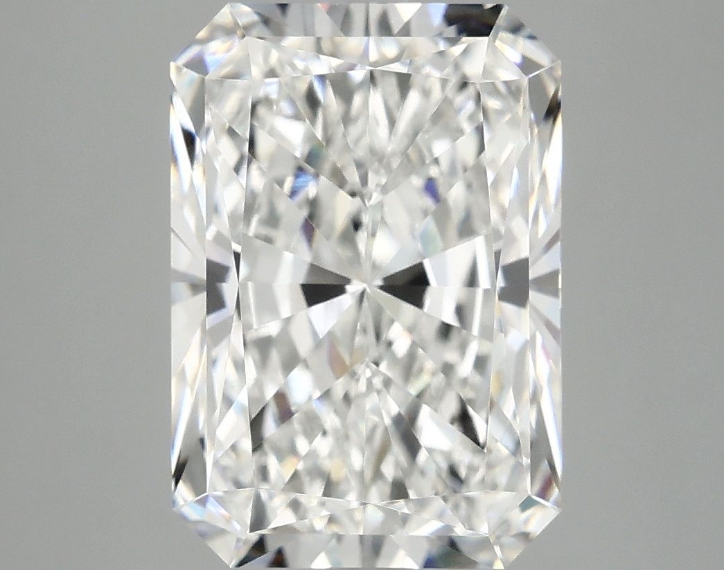 4.94 ct. radiant Lab Grown Diamond front image