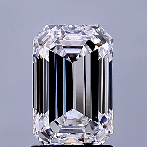 1.71 ct. emerald Lab Grown Diamond front image