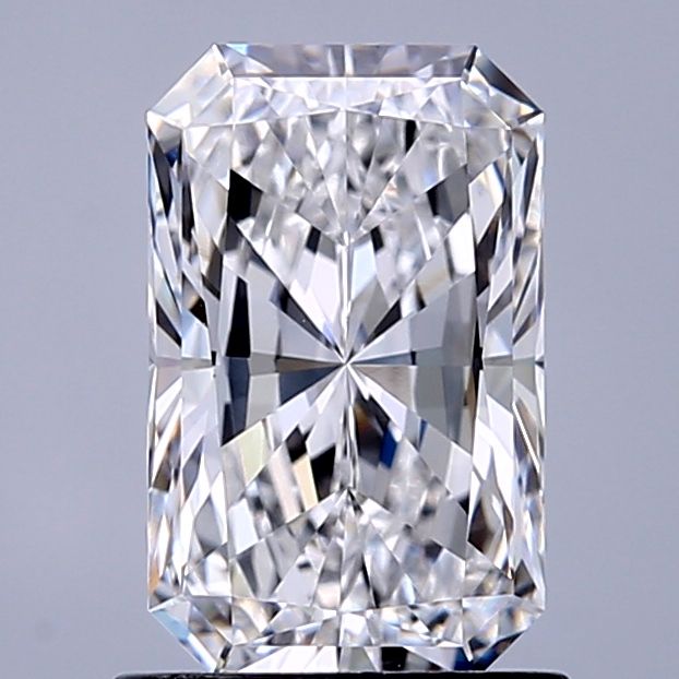 1.30 ct. radiant Lab Grown Diamond front image