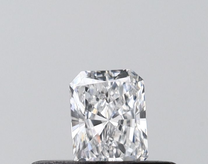 0.21ct Radiant diamond