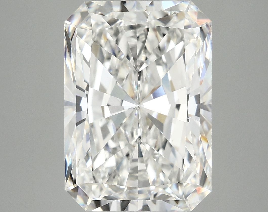 4.94 ct. radiant Lab Grown Diamond front image