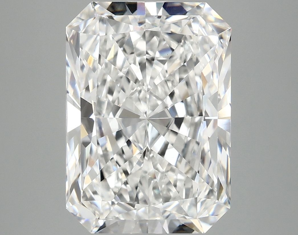4.98 ct. radiant Lab Grown Diamond front image