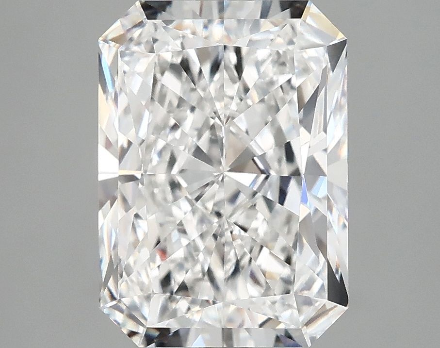 4.00 ct. radiant Lab Grown Diamond front image
