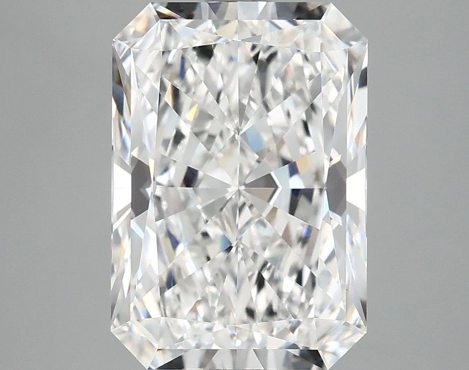 4.03 ct. radiant Lab Grown Diamond front image