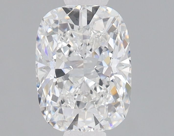 1.1 ct lab-grown Cushion modified Diamond