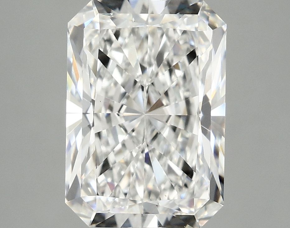 2.99 ct. radiant Lab Grown Diamond front image