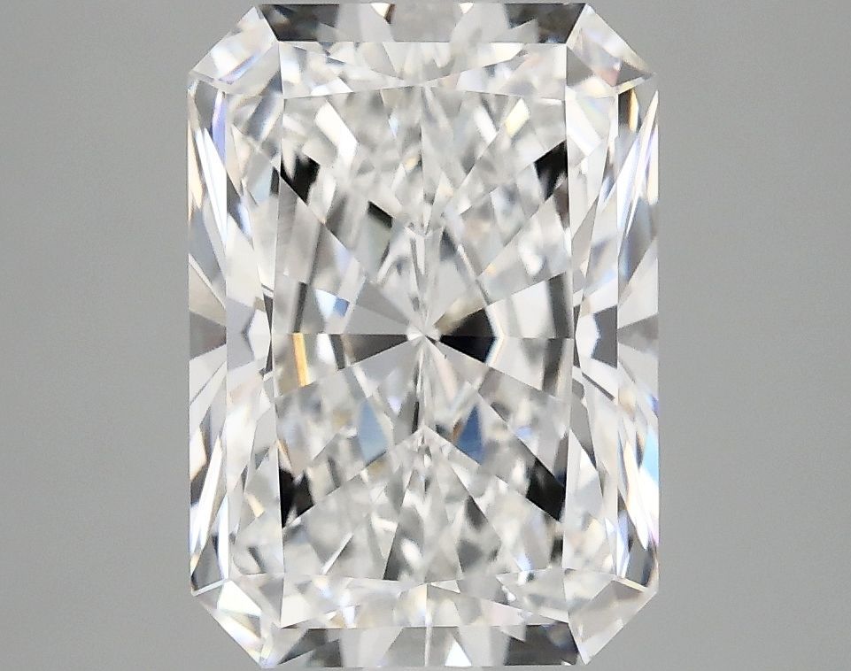 4.05 ct. radiant Lab Grown Diamond front image