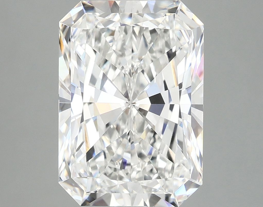 4.24 ct. radiant Lab Grown Diamond front image