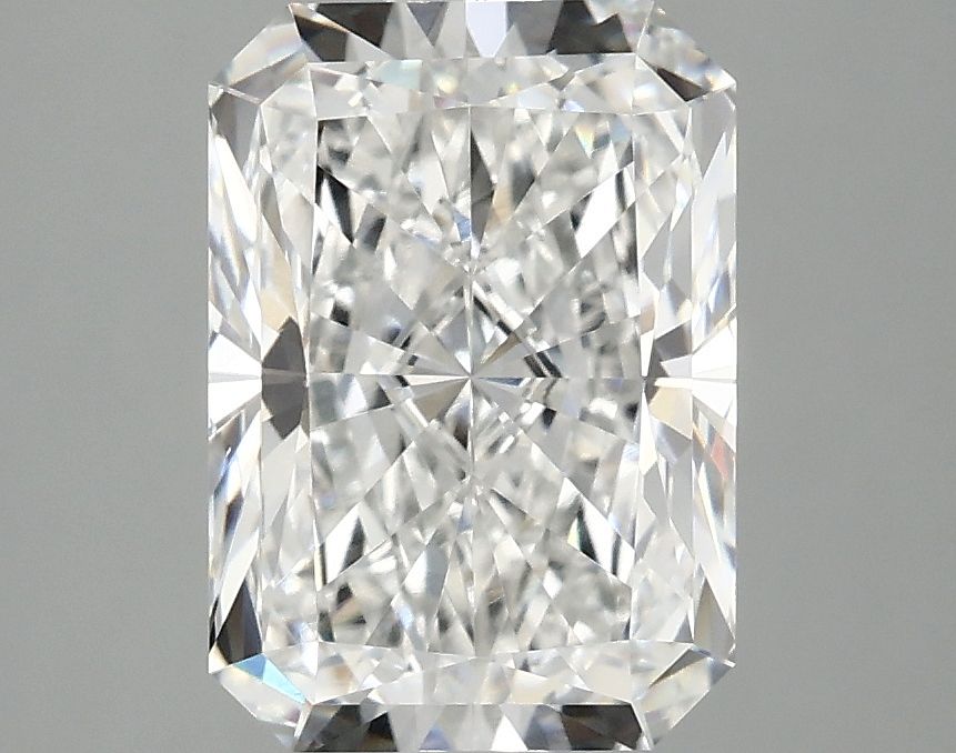 3.04 ct. radiant Lab Grown Diamond front image