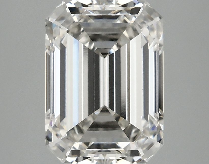 3.1 ct lab-grown Emerald Diamond
