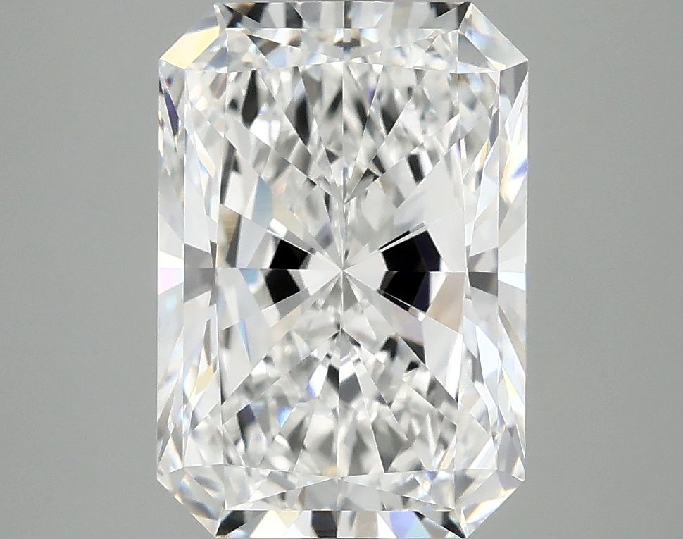 3.95 ct. radiant Lab Grown Diamond front image