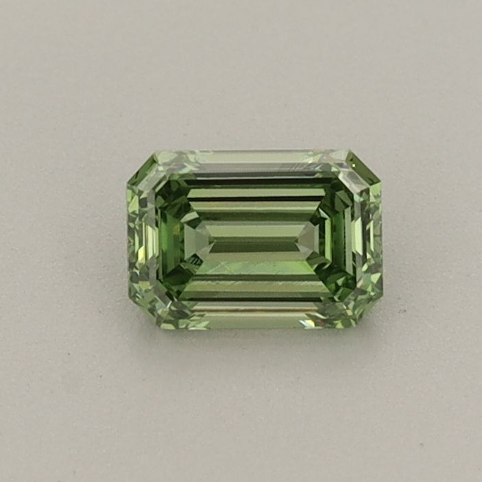 0.4 ct lab-grown Emerald Diamond