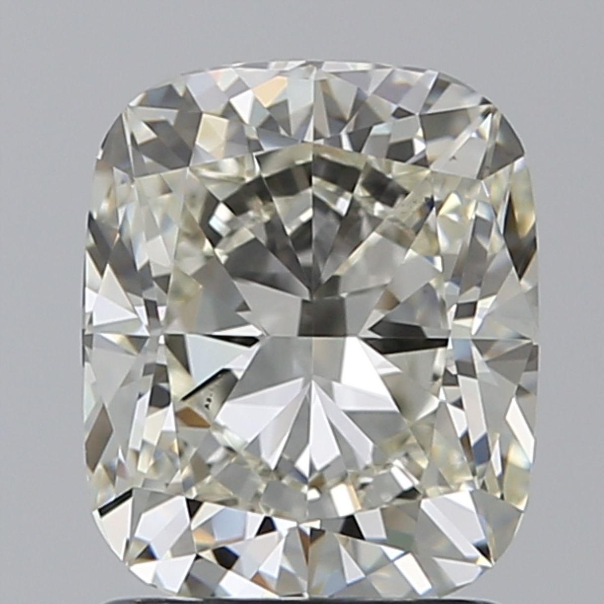 1.5 Carat Cushion brilliant Diamond L VS2
