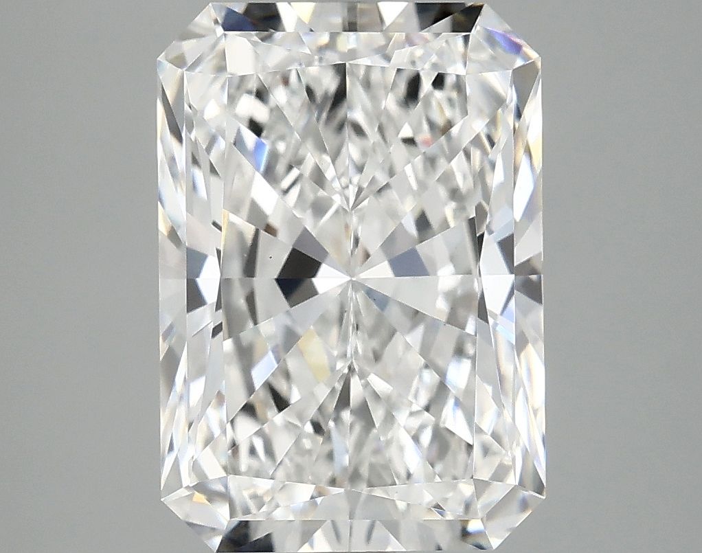 4.91 ct. radiant Lab Grown Diamond front image