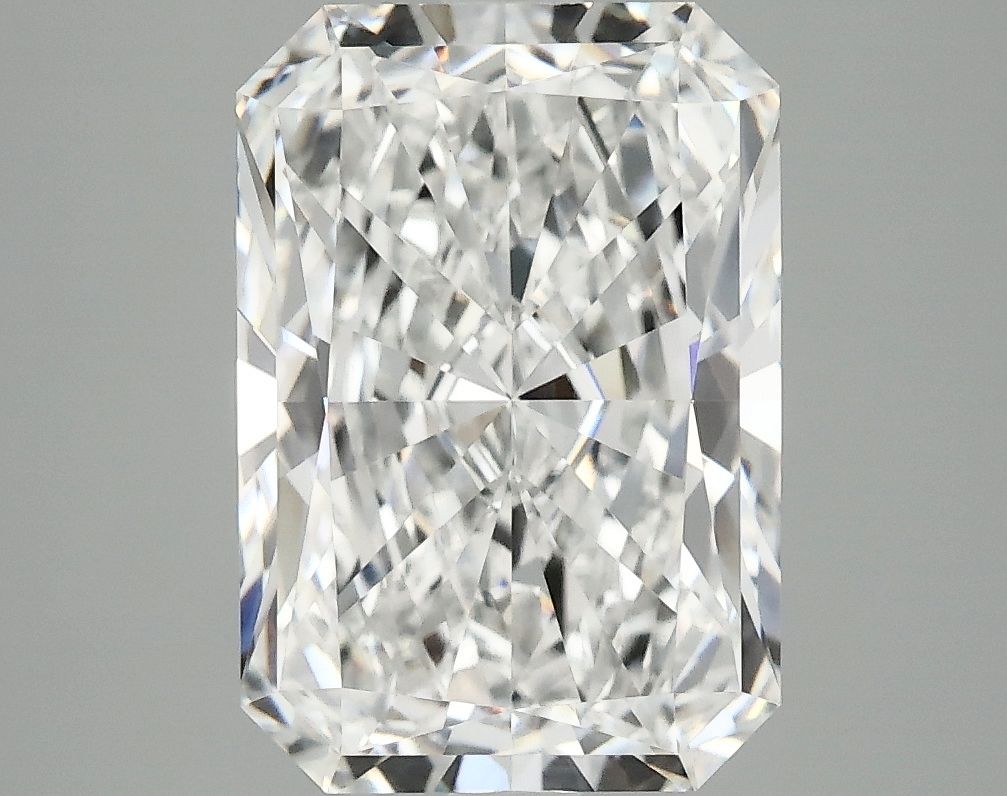 3.98 ct. radiant Lab Grown Diamond front image