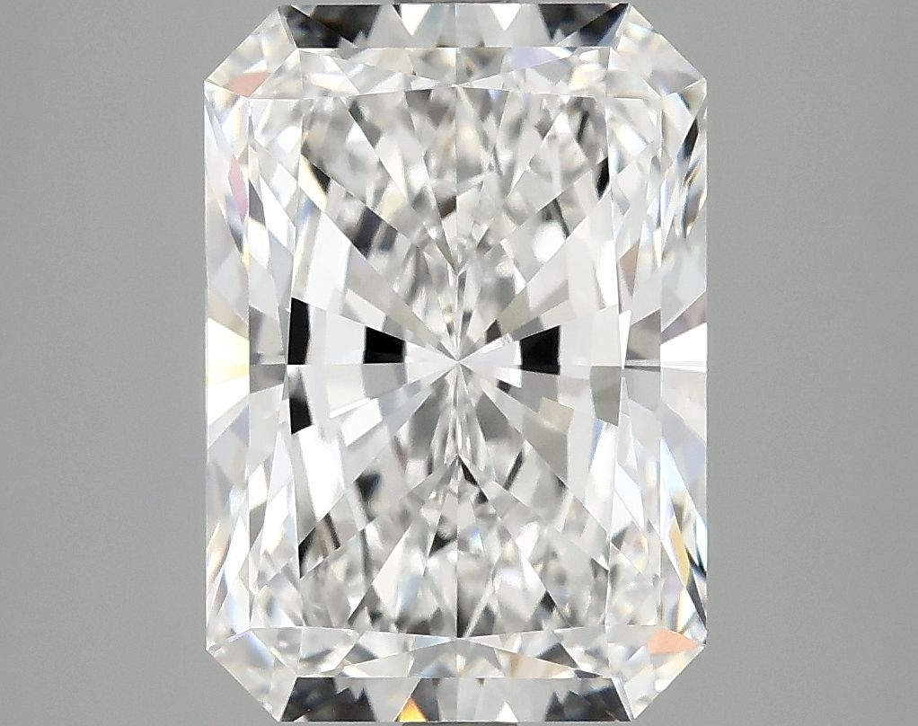 4.93 ct. radiant Lab Grown Diamond front image