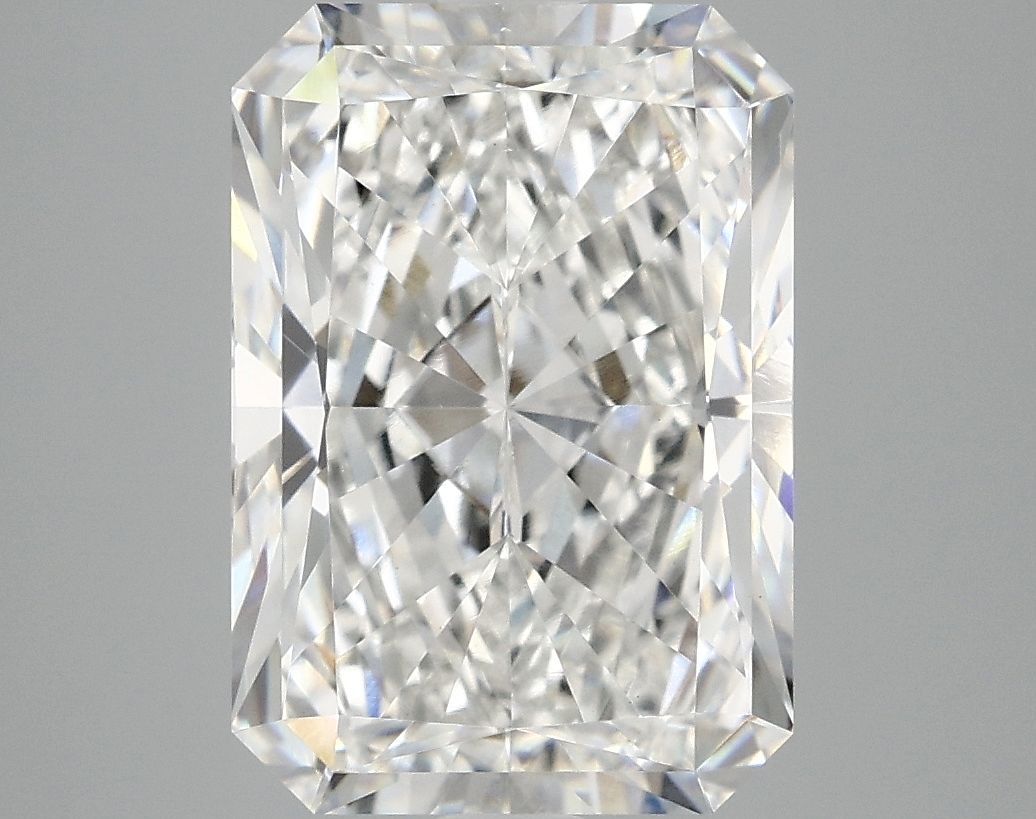 4.90 ct. radiant Lab Grown Diamond front image