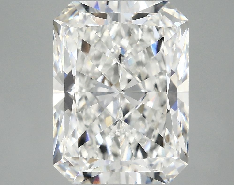 4.90 ct. radiant Lab Grown Diamond front image