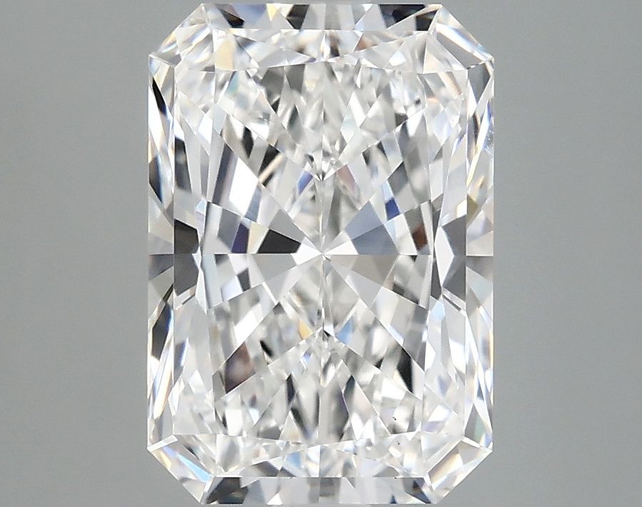 3.09 ct. radiant Lab Grown Diamond front image