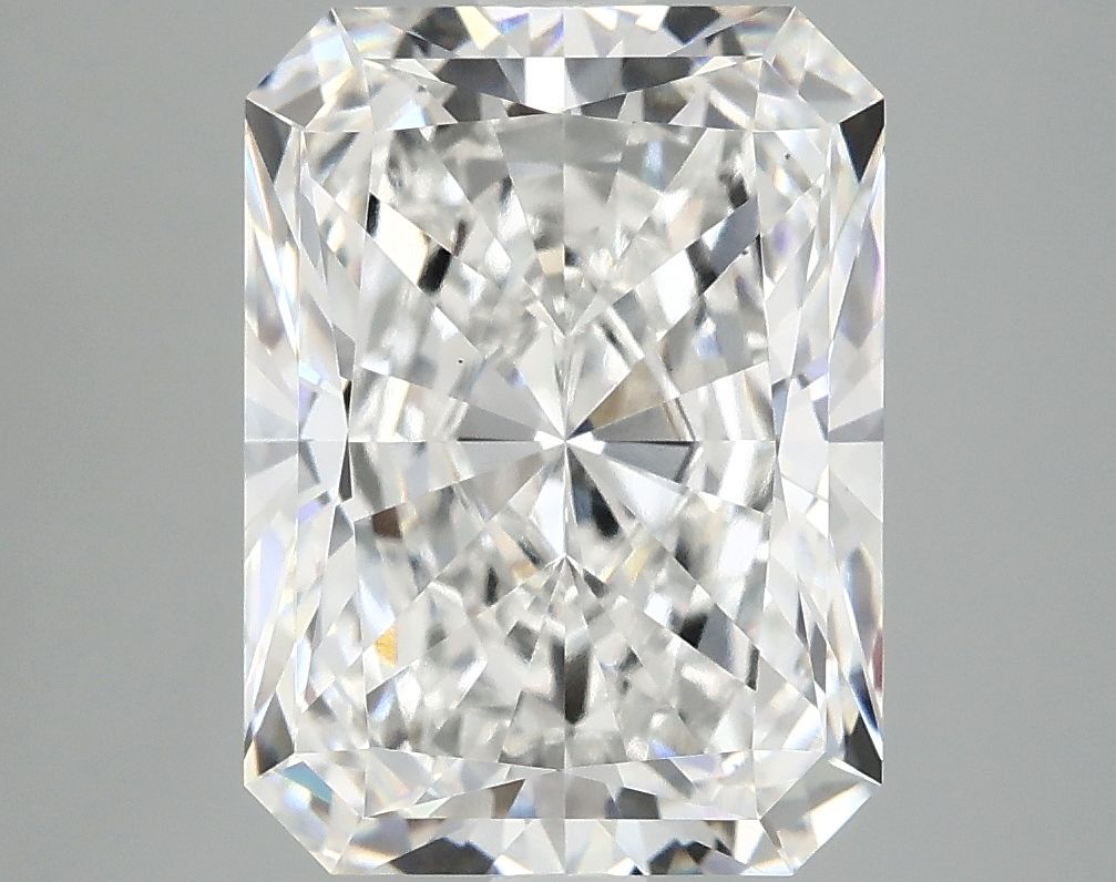 5.08 ct. radiant Lab Grown Diamond front image