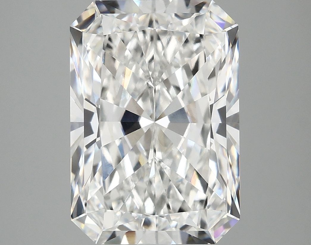 5.08 ct. radiant Lab Grown Diamond front image