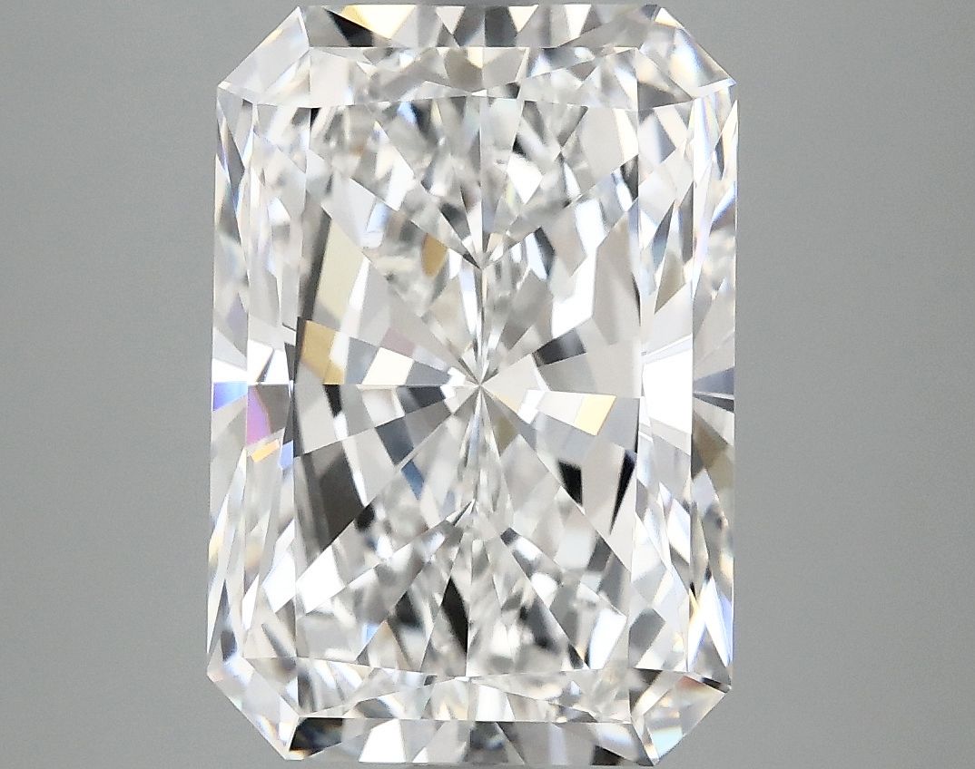 5.08 ct. radiant Lab Grown Diamond front image