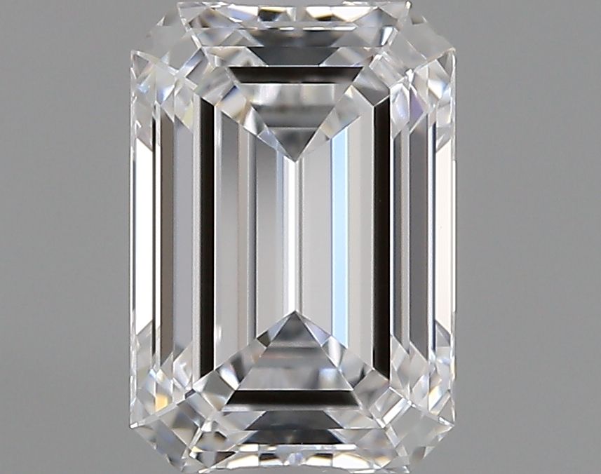 1.06 ct. emerald Lab Grown Diamond front image