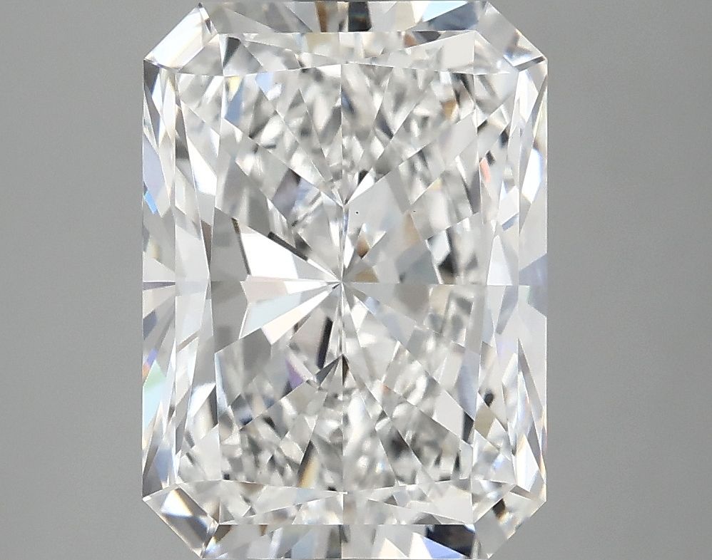 4.89 ct. radiant Lab Grown Diamond front image