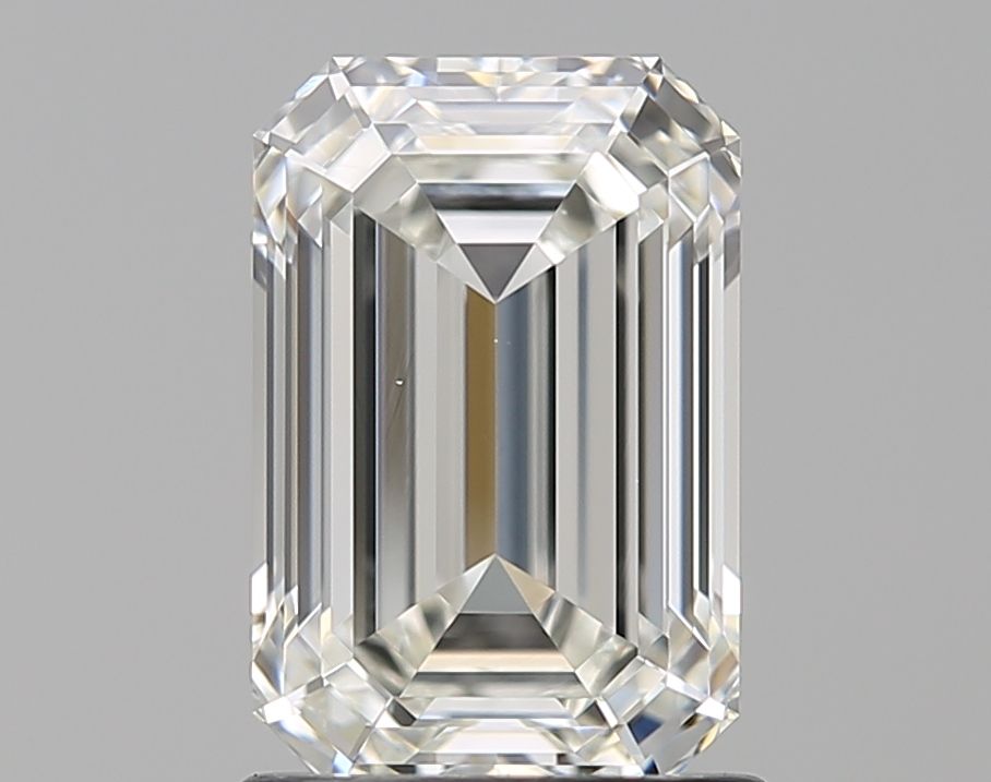1.60 ct Emerald diamond
