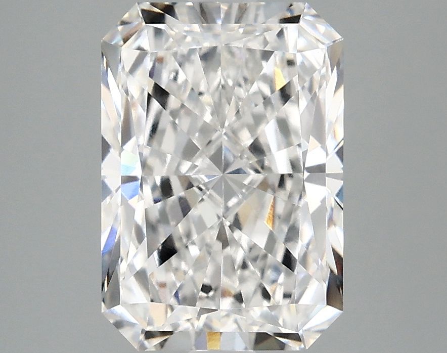 2.99 ct. radiant Lab Grown Diamond front image