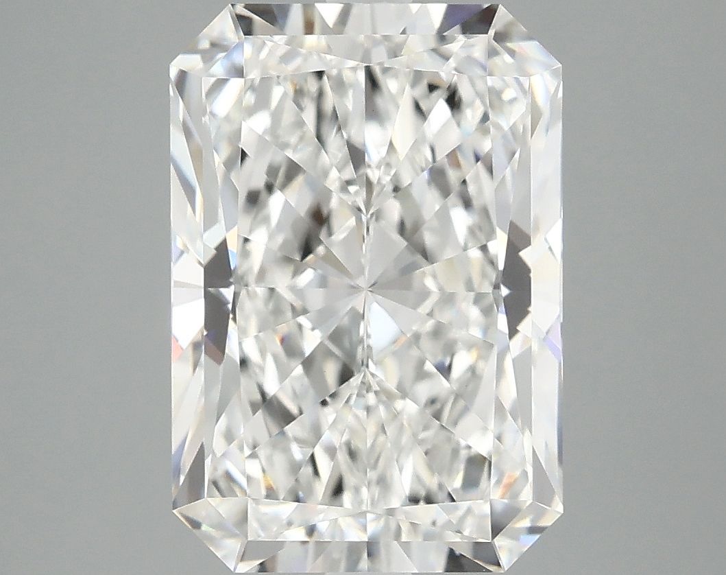4.88 ct. radiant Lab Grown Diamond front image