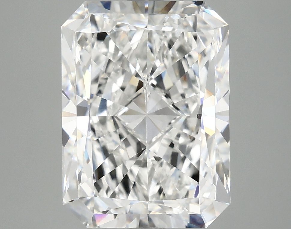 4.68 ct. radiant Lab Grown Diamond front image