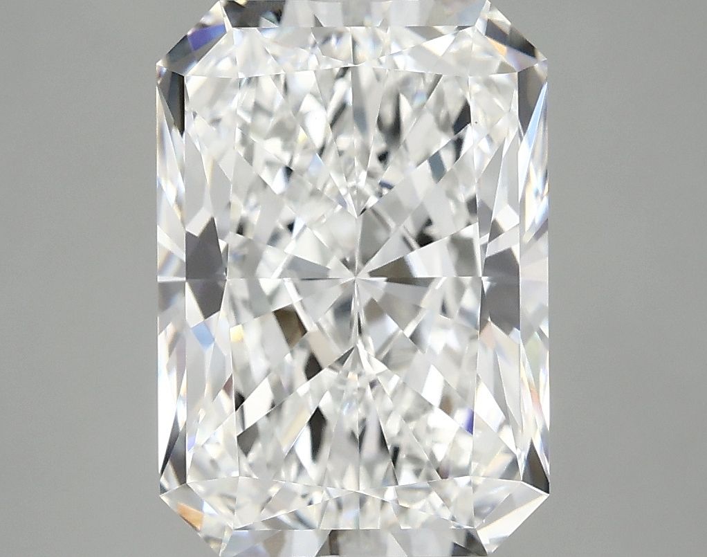 4.32 ct. radiant Lab Grown Diamond front image