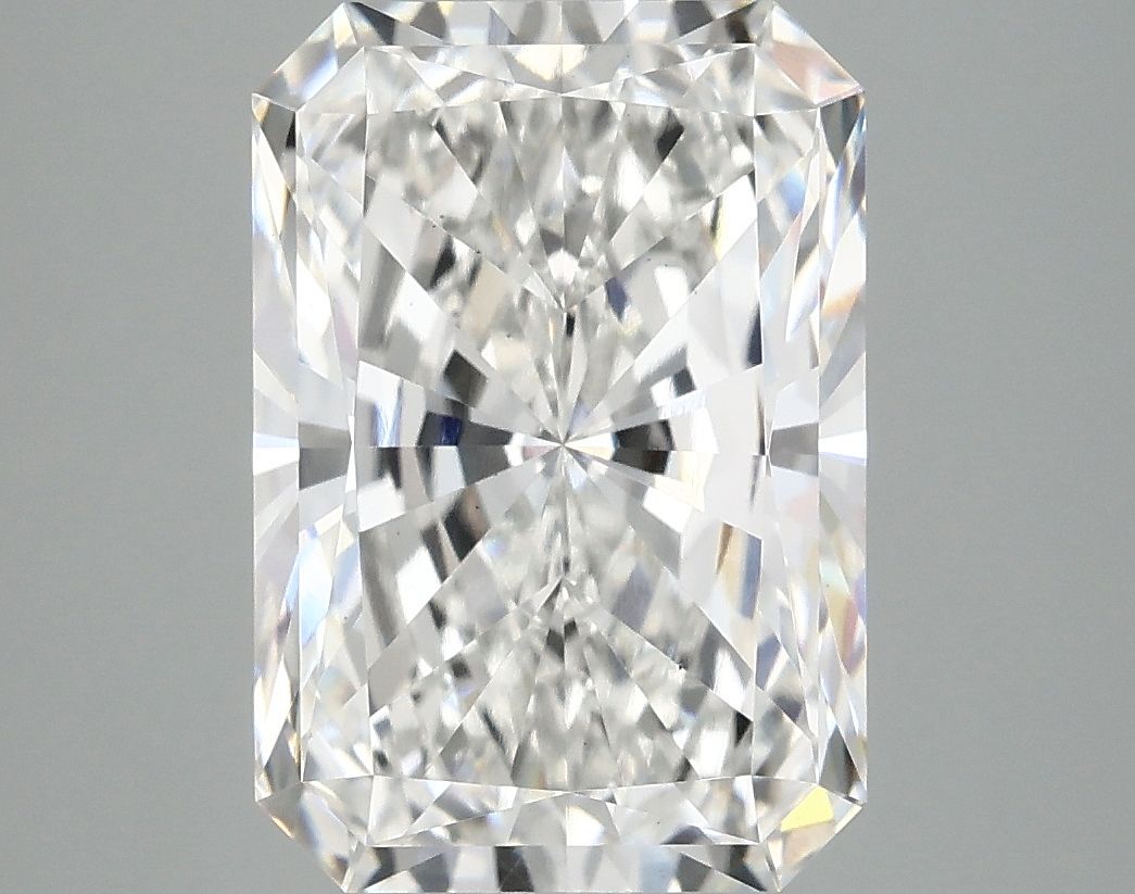 4.89 ct. radiant Lab Grown Diamond front image