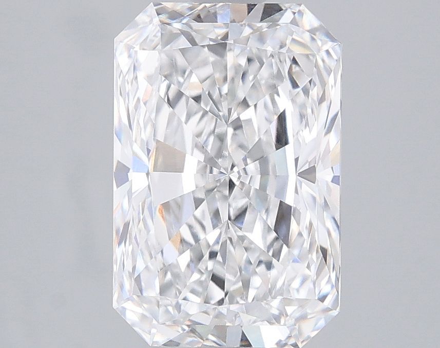 2.75 ct. radiant Lab Grown Diamond front image