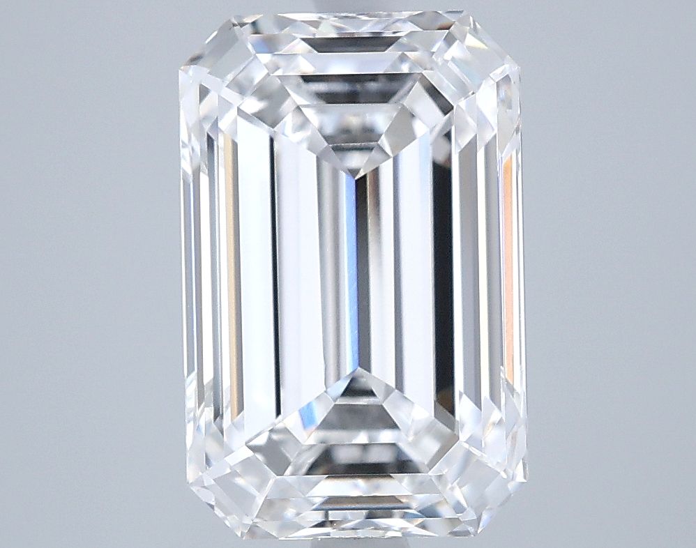 4.03 ct. emerald Lab Grown Diamond front image