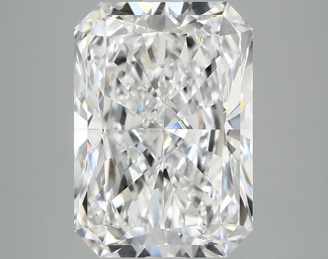 5.00 ct. radiant Lab Grown Diamond front image