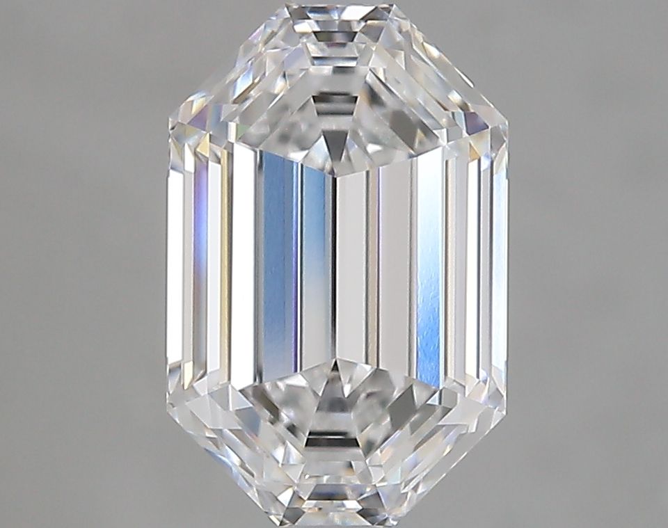 3.04 ct. emerald Lab Grown Diamond front image